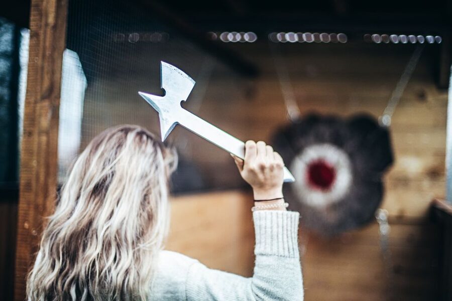 Prague: Axe Throwing Experience with Barbecue and Beer - BBQ Timing, Your 400g Meat Choice, and What You Grill