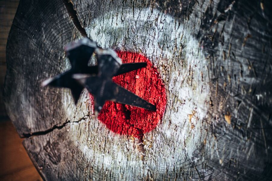Prague: Axe Throwing Experience with Barbecue and Beer - Beer Rounds, Group Energy, and How the Timing Actually Feels