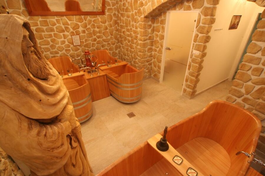 Prague: Beer Spa Bernard with Beer and Massage Option - Who this beer spa is best for (and who should be cautious)