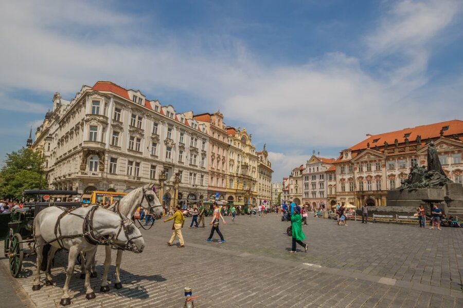 Prague: Big Bus Hop-on Hop-off, Castle Tour and River Cruise - A Simple 1-Day or 2-Day Game Plan That Won’t Feel Rushed