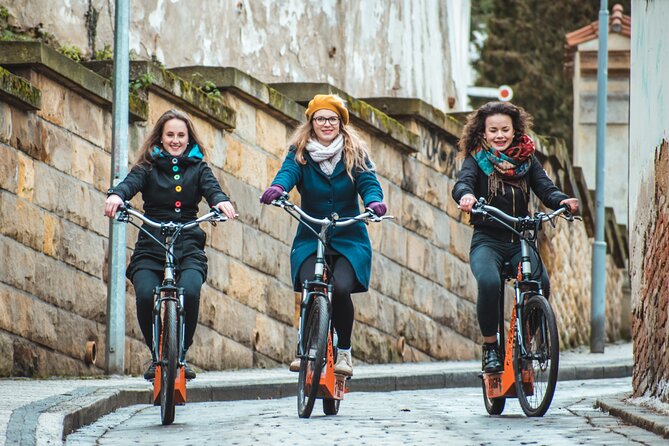 Prague Bike Tour - Weather, masks, and winter rules you should know