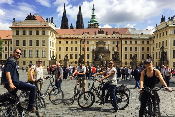 Prague Bike Tour - Stunning Viewpoints, Castle, City & Park - Biking Comfort, Skills, and What Makes This Tour Easy Enough