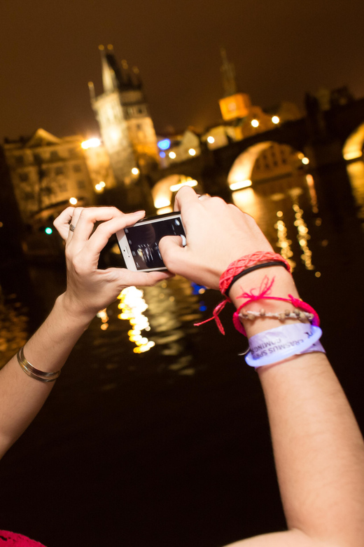 Prague: Boat Party with Unlimited Drinks & After Party Entry - Timing and energy level: planning your whole evening around it
