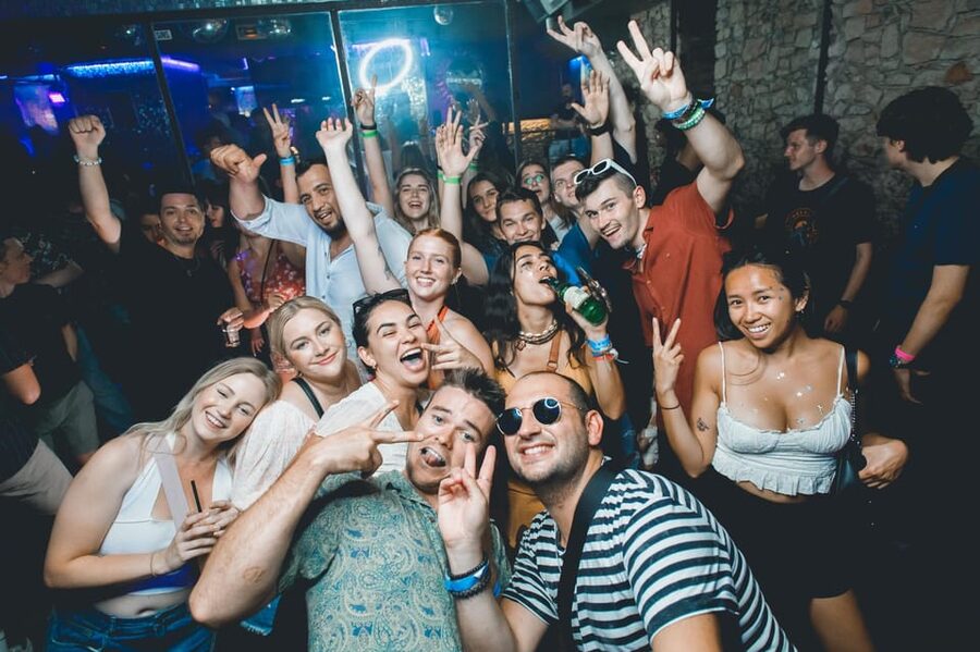 Prague: Boat Party with Unlimited Drinks & After Party Entry - Who this fits, and who should rethink it