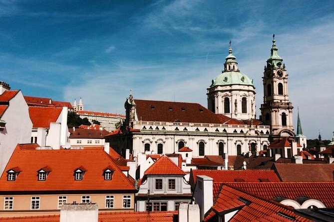 Prague: Bus Tour, Walking Tour, River Cruise and Lunch - A one-day sampler of Prague, built for first-timers