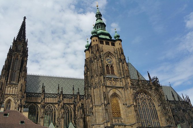 Prague Castle and Lobkowicz Palace entrance tickets - Should you book this Prague Castle and Lobkowicz Palace ticket?
