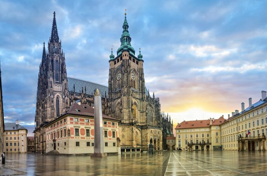 Prague Castle and St. Vitus Cathedral Private Walking Tour - Price and value: what $154 per person buys you