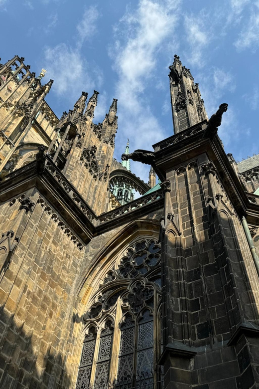 Prague Castle Interiors & Changing of the Guard-Small group - Key things to know before you go