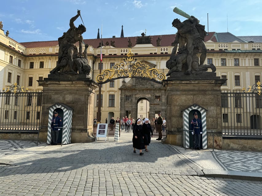 Prague Castle Interiors & Changing of the Guard-Small group - Golden Lane and St. George’s Basilica, the Castle told like a neighborhood