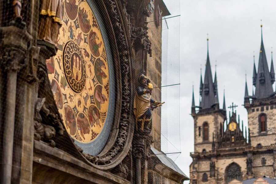 Prague: Castle, National Museum & Town Hall Tickets & Audio - Prague Castle at your pace: Circuit B and the real must-sees