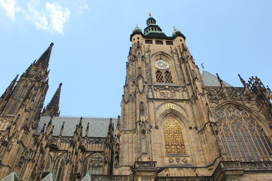 Prague Castle: Small-Group Tour with Visit to Interiors - Key highlights at a glance