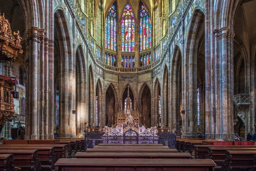 Prague Castle: Small-Group Tour with Visit to Interiors - St. Vitus Cathedral: why the coronation church feels like a storybook