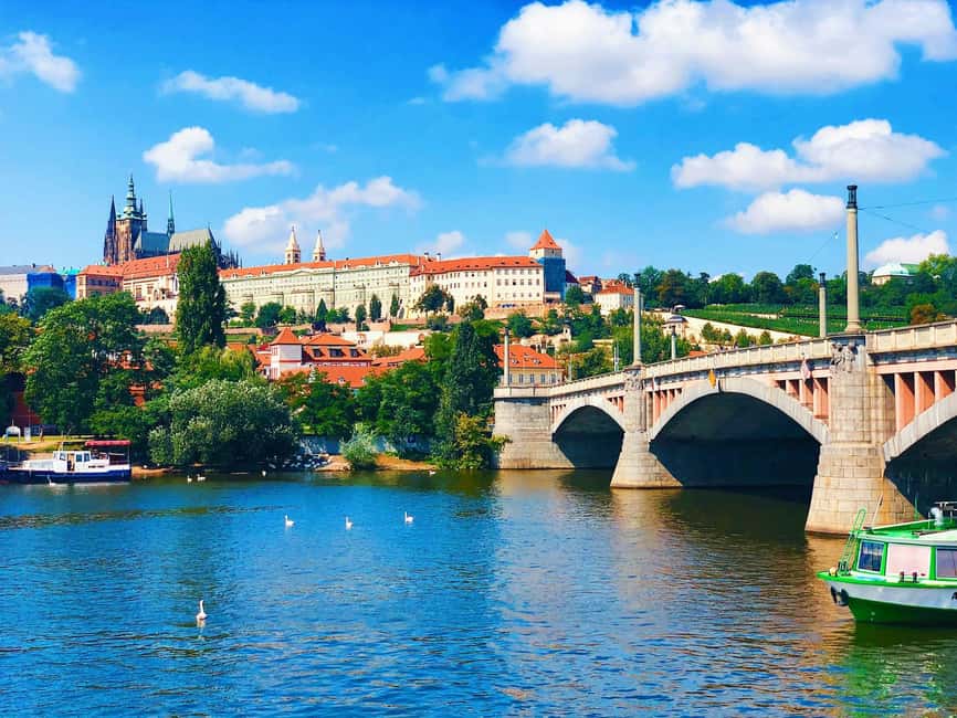 Prague Castle St. Vitus Cathedral, Royal Palace, St. George's Basilica - Should you book this Prague Castle historian tour?