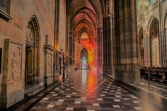 Prague Castle Ticket Including Audio Guide & 15min introduction - How the online audio guide really works on your phone
