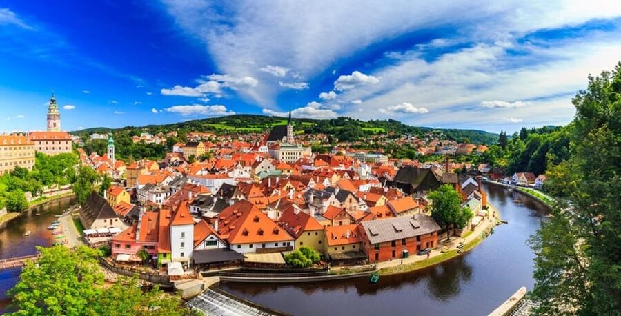 Prague: Cesky Krumlov Private Day Tour - Key highlights to know before you go