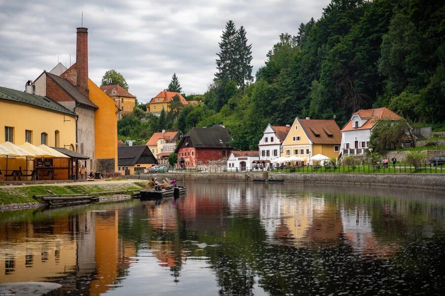 Prague: Cesky Krumlov Private Day Tour - Price and value for a private Prague to Český Krumlov ride