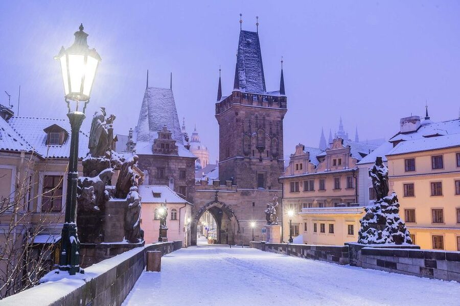 Prague: Charles Bridge Towers Combined Entry Ticket - Timing your visit: when Prague looks best from up high