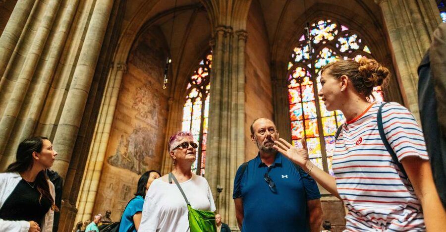 Prague: City Highlights By Bus, Boat, and on Foot - Small-group touring: the advantage you feel during explanations