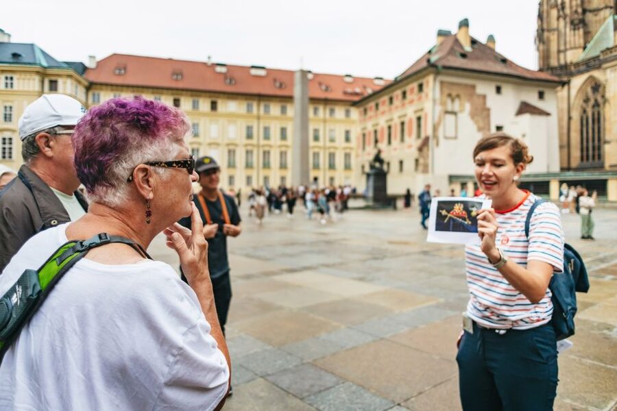 Prague: City Highlights By Bus, Boat, and on Foot - The Old Town minibus ride: comfort plus big exterior views
