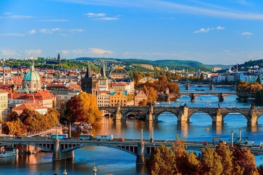 Prague: City Highlights Walking Tour - Using the guide’s advice after the walk (so $47 turns into more than photos)