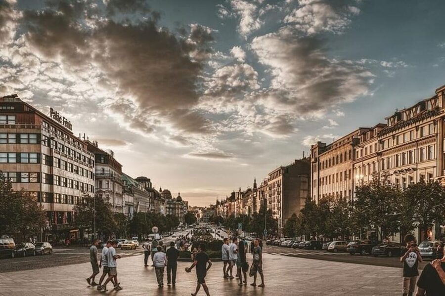 Prague: City Highlights Walking Tour - Who should book this Prague City Highlights tour