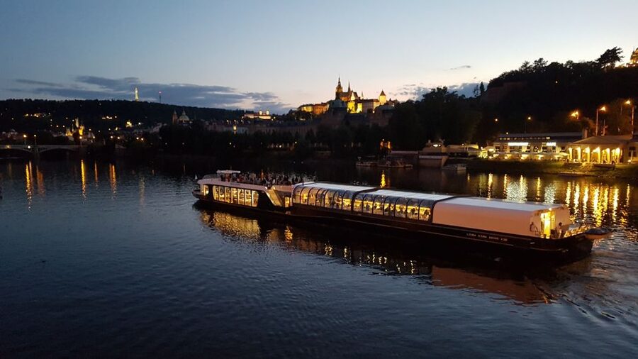 Prague: City Tour and Dinner Cruise with Hotel Pickup - Using the Open-Air Deck Without Freezing