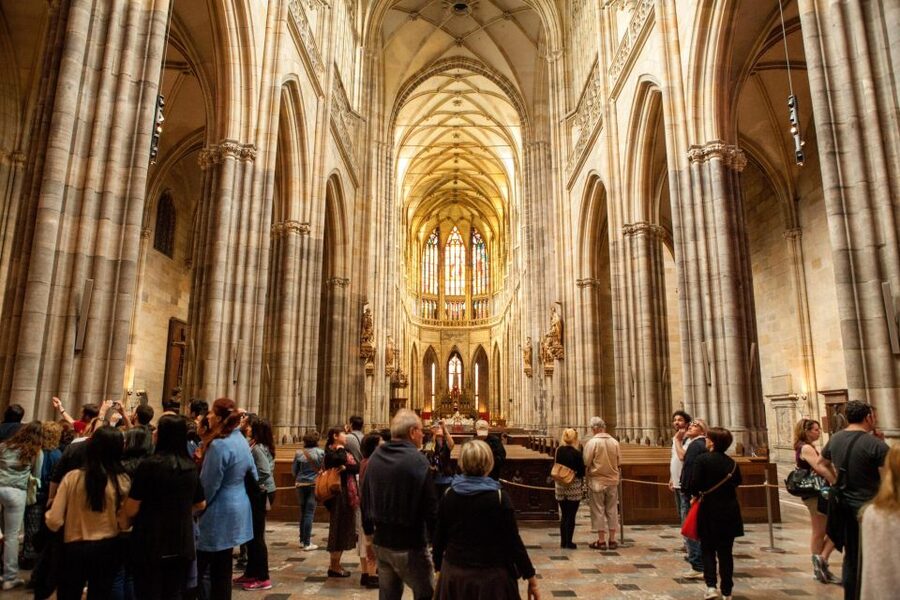 Prague City Tour with Vltava River Cruise - Guides and Group Feel: When Communication Makes the Difference