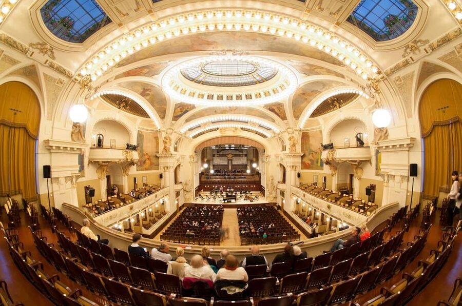Prague: Classical Concerts at Smetana Hall, Municipal House - First Look at the Municipal House and Smetana Hall