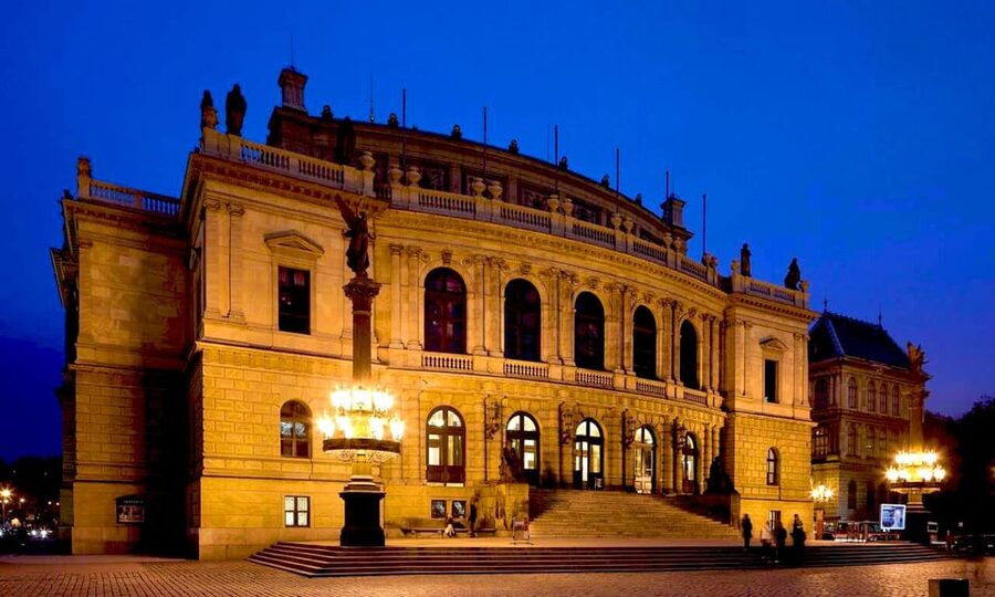 Prague: Classical Music Concert at Rudolfinum - Rudolfinum and the Suk Hall: a classic Prague room for serious listening