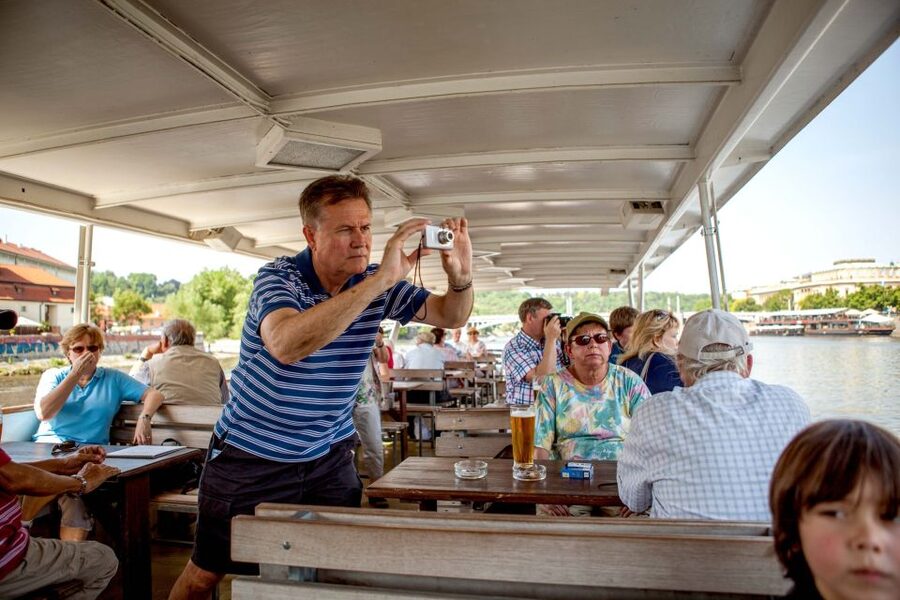 Prague Cruise: 1-Hour on the River Vltava - Audio commentary in 4 languages, how to use it well