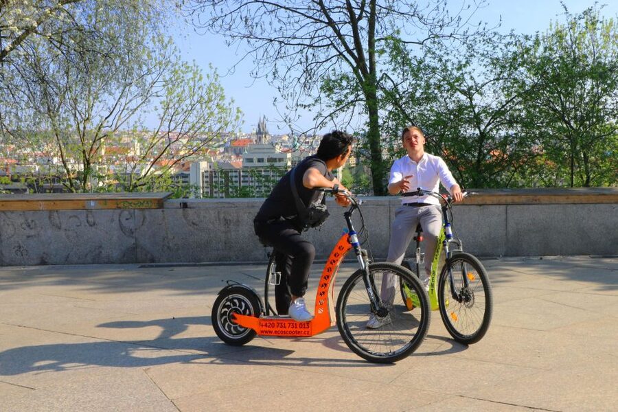 Prague: E-Bike/E-Scooter Viewpoint Tour - E-bike or e-scooter, what to choose based on your comfort