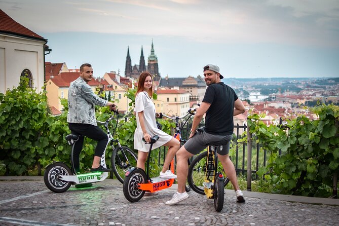 Prague E-Scooter Grand City Tour PRIVATE with PragueWay - Prague Castle without entering: still worth it, if you like context