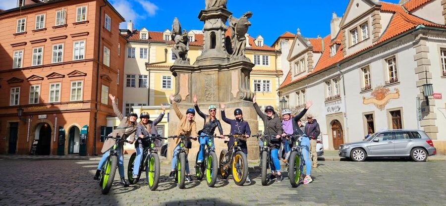 Prague: Electric Scooter & Cruiser Fat eBike Rental - Key things I’d zero in on before you book
