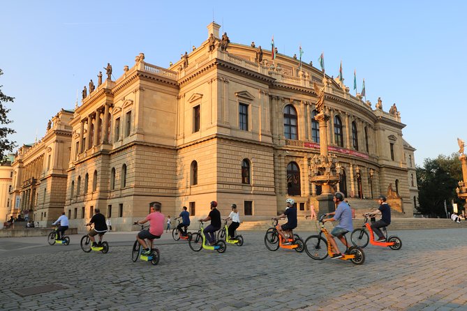 Prague: electric scooter & E-bike guided tour - Guides You Might Get, And What They Add To The Tour