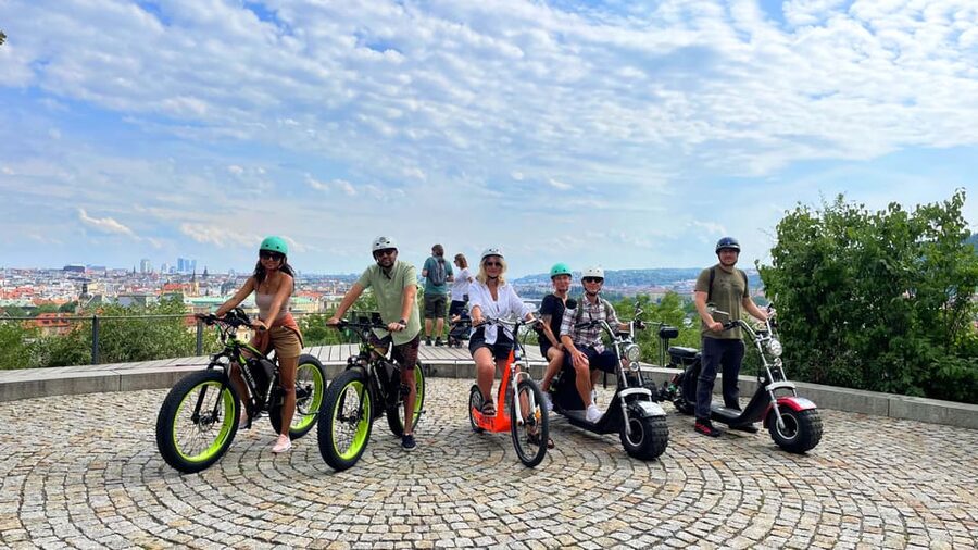 Prague: Electric Trike Viewpoints Tour - Josefov and the Jewish quarter: 600 years felt on foot and in photos