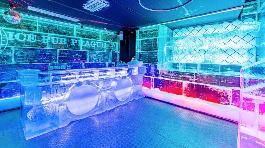Prague: Entry ticket to Ice Pub Prague with Nightclub Option - Timing and Entry Windows: Half-Hour Blocks and Possible Waiting