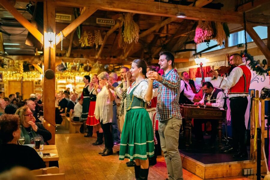Prague: Folkloric Dinner Show with Unlimited Drinks - Price and Value, What You Really Get for $62