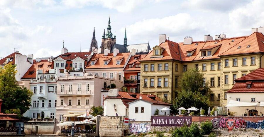 Prague: Full-Day Sightseeing Tour with Cruise and Lunch - Price and value: is $68 fair for this kind of day?