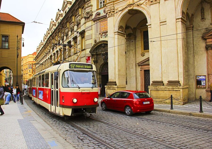 Prague: Full-Day Tour with Lunch and River Boat Cruise - Key takeaways before you go