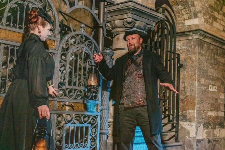Prague: Ghosts and Legends Nighttime Guided Walking Tour - Key Things You’ll Notice on This Prague Ghost Tour