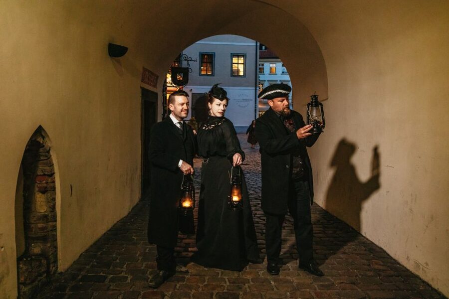 Prague: Ghosts and Legends Nighttime Guided Walking Tour - Old Town Square at Night: The Story Opens on a Big Stage