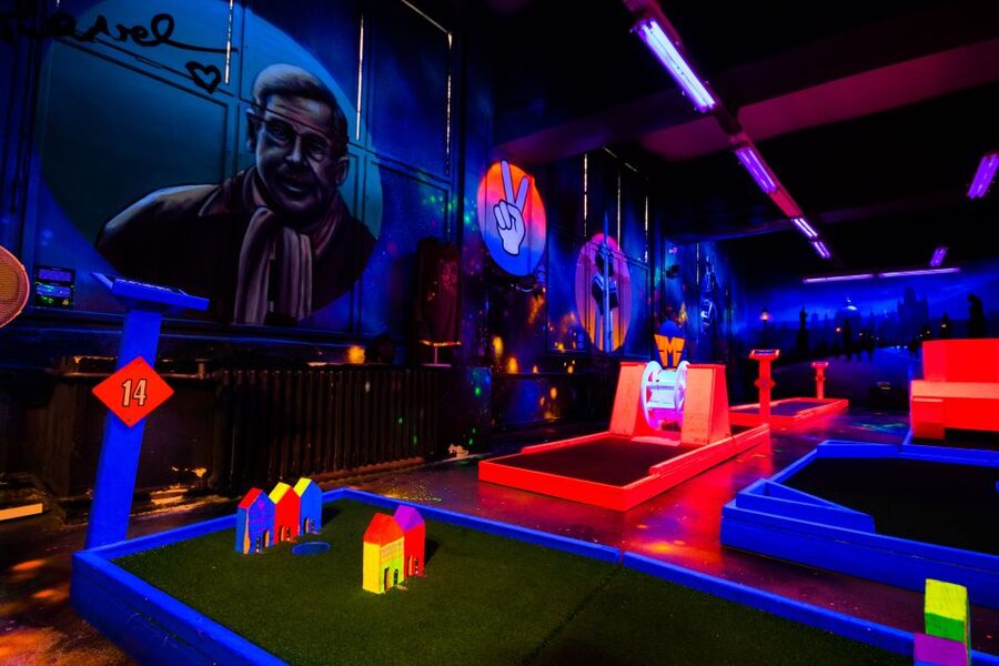 Prague: Glow Golf Mini Golf Game by UV Light - Who This UV Mini Golf Is Best For (and When to Skip)