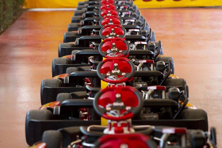 Prague: Go-Kart Racing Experience - How the Racing Runs: Track Access, Cars on the Circuit, and Rain Rules