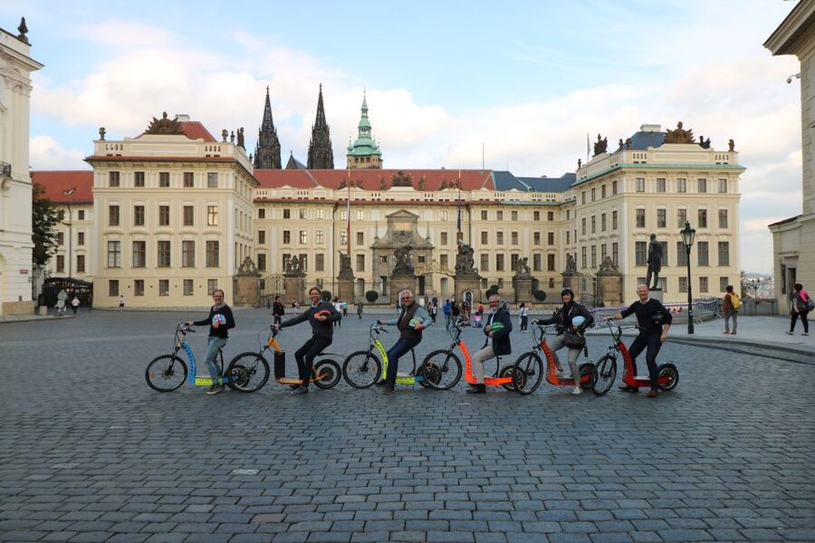Prague: Grand e-Scooter Guided Tour - Kafka Museum, the Narrowest Street, and the Peeing Statues