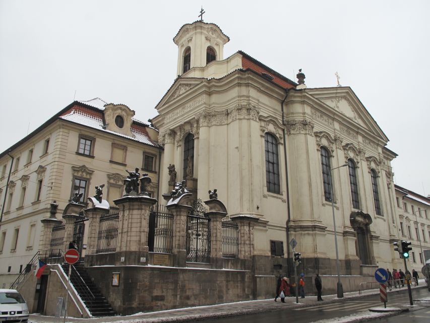 Prague: Guided Operation Anthropoid Tour with Lidice - Who this tour is best for in Prague
