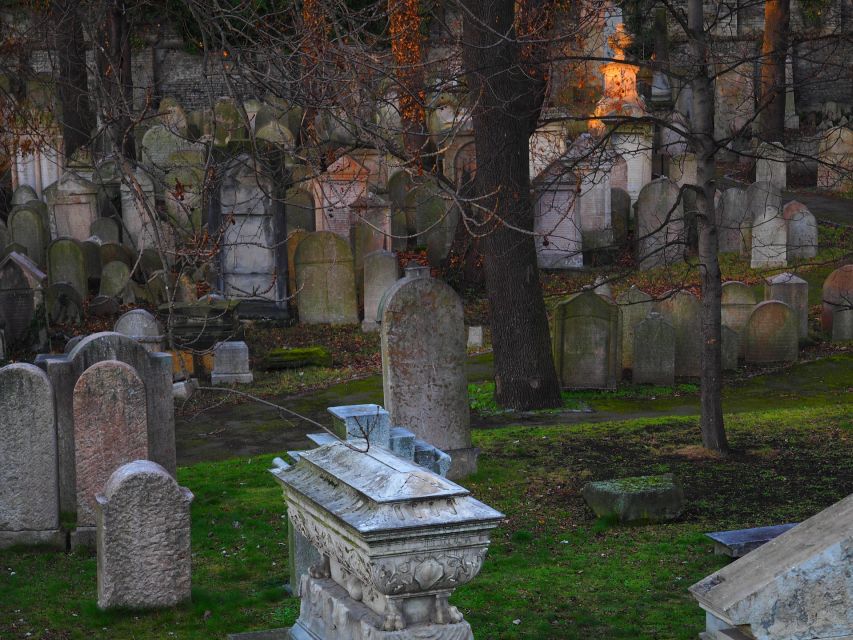 Prague: Guided Walking Tour of Prague's Jewish Quarter - Pinkas and Klausen Synagogues: Sacred Spaces You Can Enter