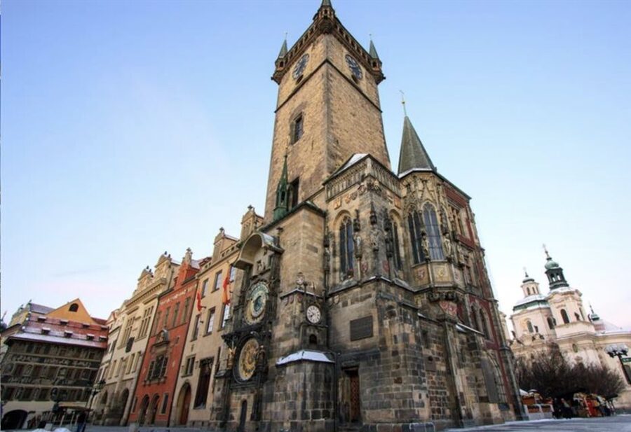 Prague: Half-Day City Highlights Walking Tour - Prague’s best half-day route, from UNESCO streets to castle steps