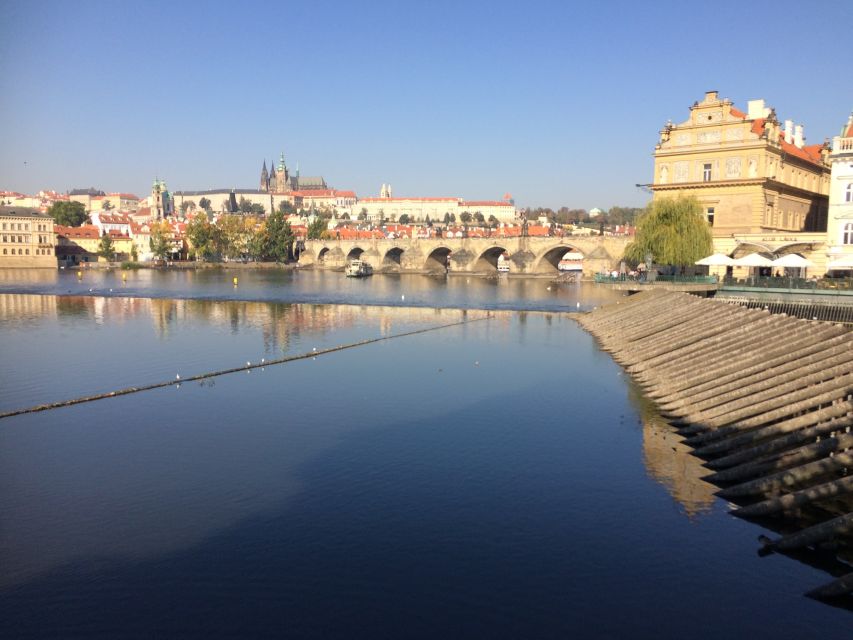Prague: Half-Day City Highlights Walking Tour - Old Town Hall and the astronomical clock area, what to look for