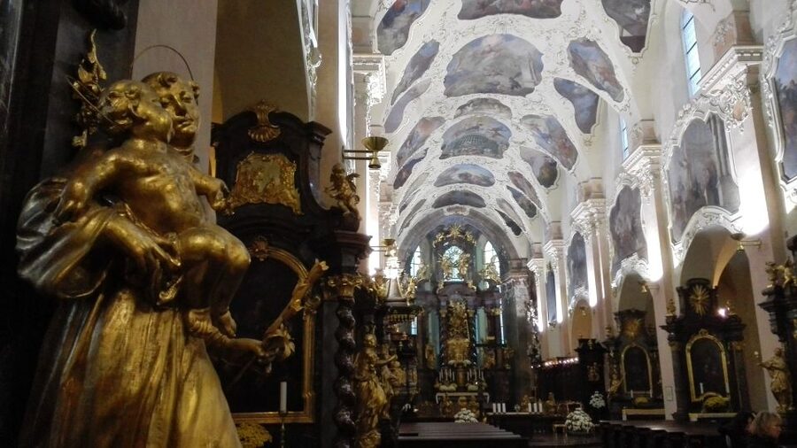 Prague Half-Day City Tour by Car - Josefov and Old Town Square with the Astronomical Clock focus