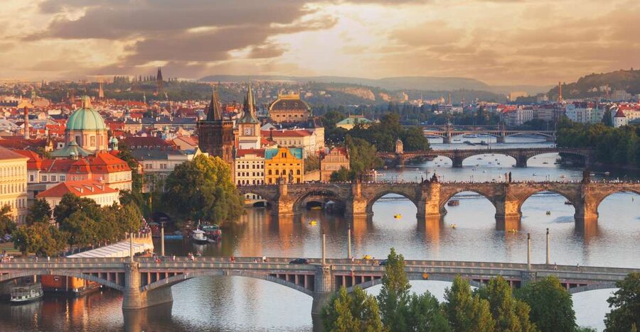 Prague Half Day Private Guided Tour by Car or Foot - Old Town Square and Charles Bridge, where you learn the layout